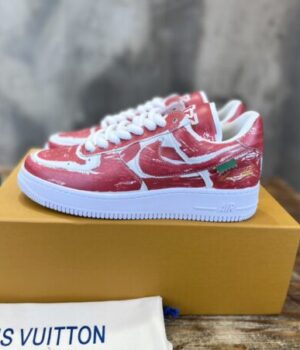 LV SNEAKER