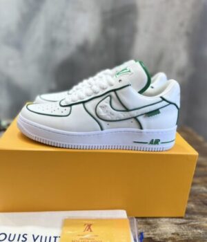 LV SNEAKER