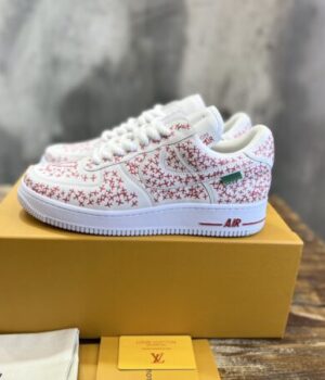 LV SNEAKER