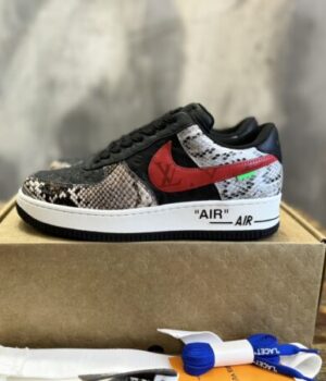 LV SNEAKER