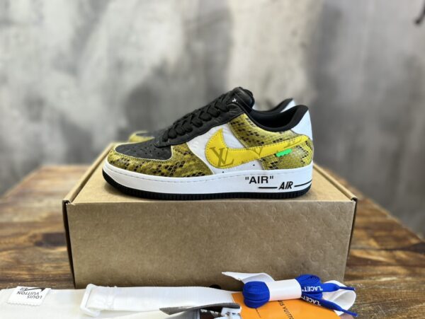 LV SNEAKER