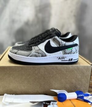 LV SNEAKER