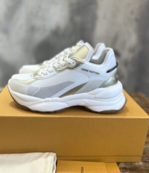 LV SNEAKER