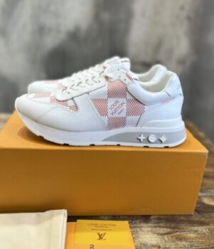 LV SNEAKER
