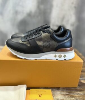 LV SNEAKER