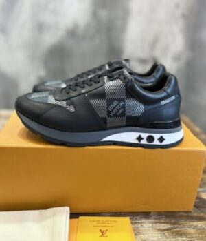 LV SNEAKER