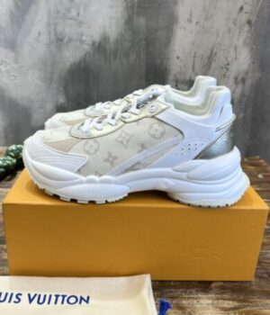 LV SNEAKER
