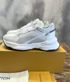 LV SNEAKER