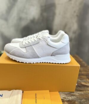 LV SNEAKER