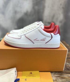 LV SNEAKER