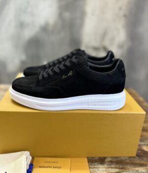 LV SNEAKER