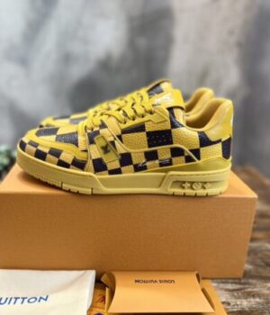 LV SNEAKER