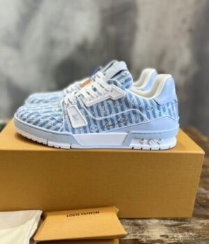 LV SNEAKER