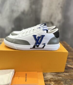 LV SNEAKER