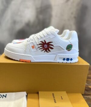 LV SNEAKER