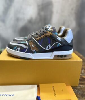 LV SNEAKER