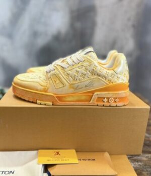 LV SNEAKER