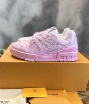 LV SNEAKER
