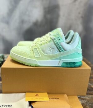 LV SNEAKER