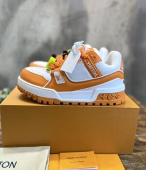 LV SNEAKER