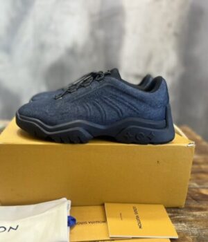 LV SNEAKER