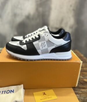 LV SNEAKER