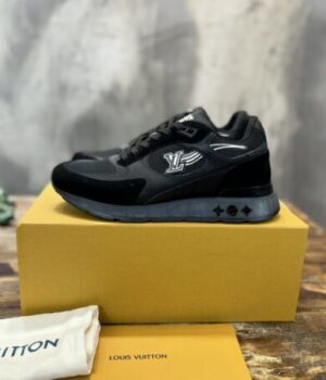 LV SNEAKER