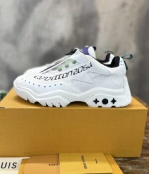 LV SNEAKER
