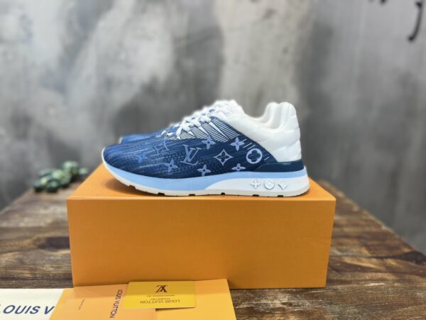 LV SNEAKER