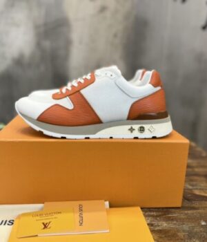 LV SNEAKER