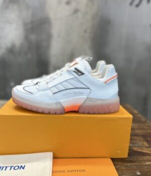 LV SNEAKER