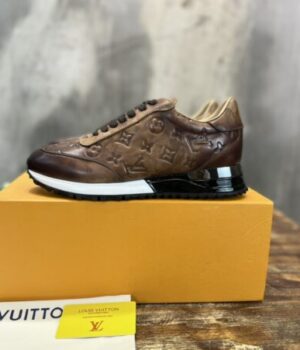 LV SNEAKER