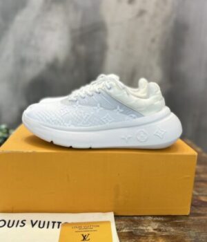 LV SNEAKER