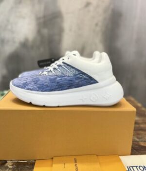 LV SNEAKER
