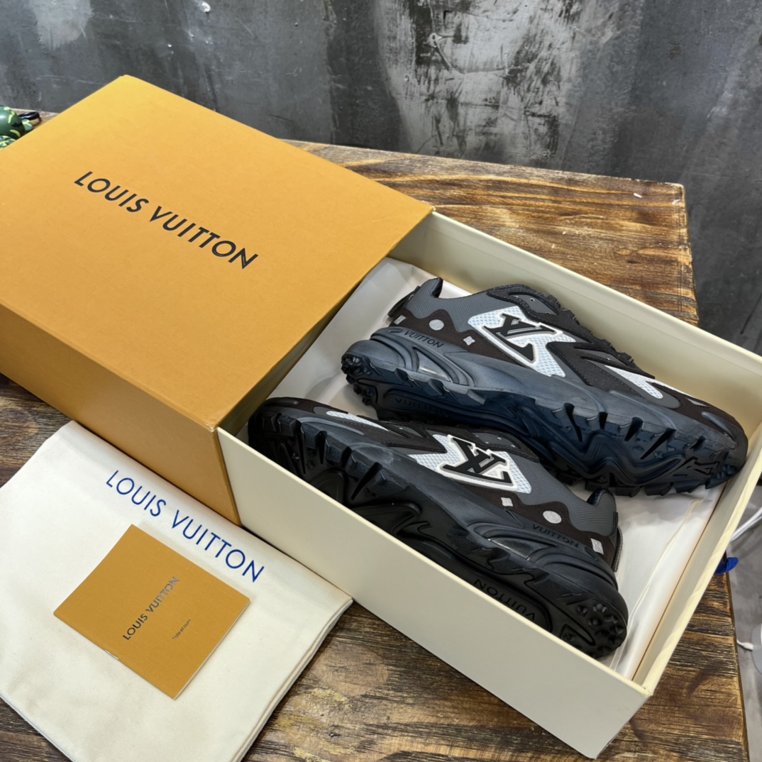 LV SNEAKER - Image 3