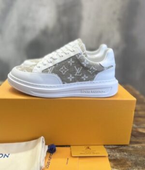 LV SNEAKER