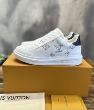 LV SNEAKER