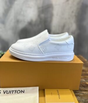 LV SNEAKER