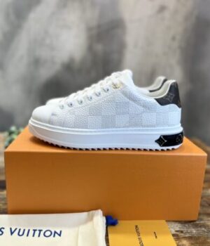 LV SNEAKER