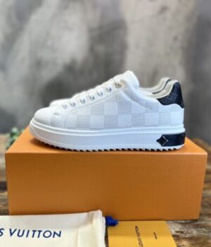 LV SNEAKER