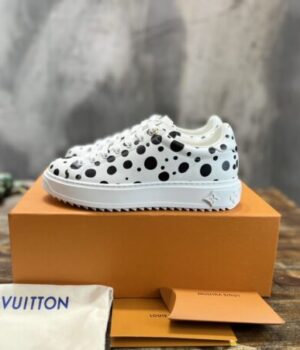 LV SNEAKER