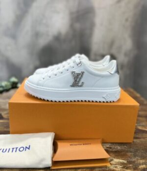 LV SNEAKER