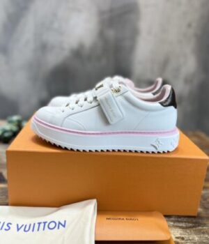 LV SNEAKER