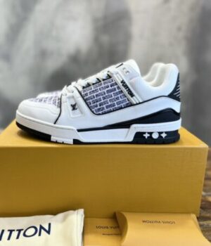 LV SNEAKER