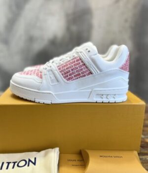 LV SNEAKER