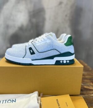 LV SNEAKER