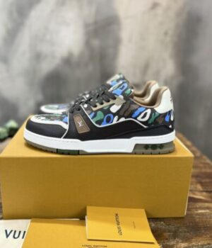 LV SNEAKER