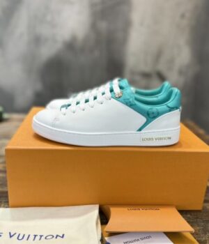 LV SNEAKER