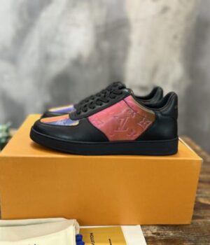 LV SNEAKER