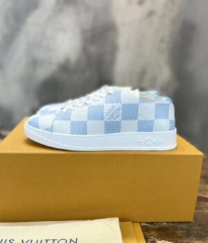 LV SNEAKER